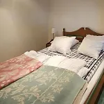 Apartamento 5 Bedroom Cozy In